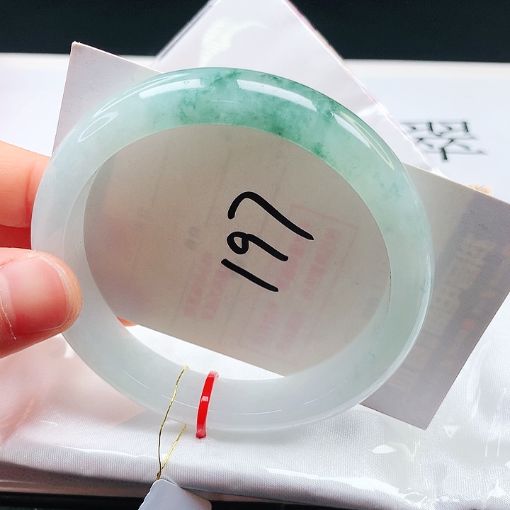 翡翠手镯未镶嵌60➕圈口