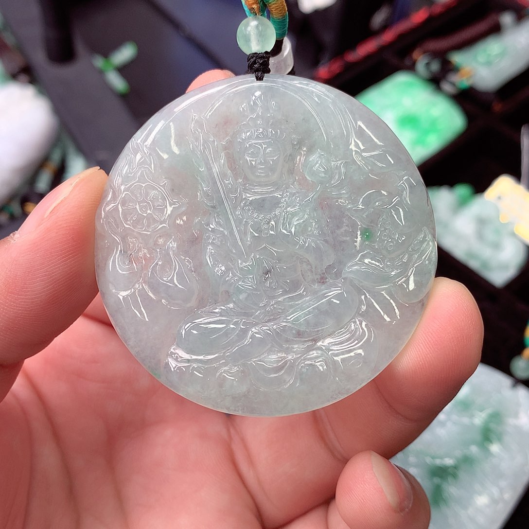 翡翠吊坠(不含链)未镶嵌霸***焰