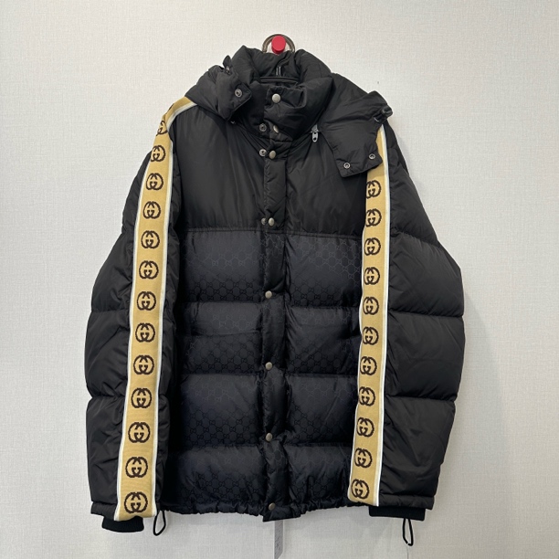 未使用 GUCCI/古驰 串标黑色羽绒服 尺码：50 11611