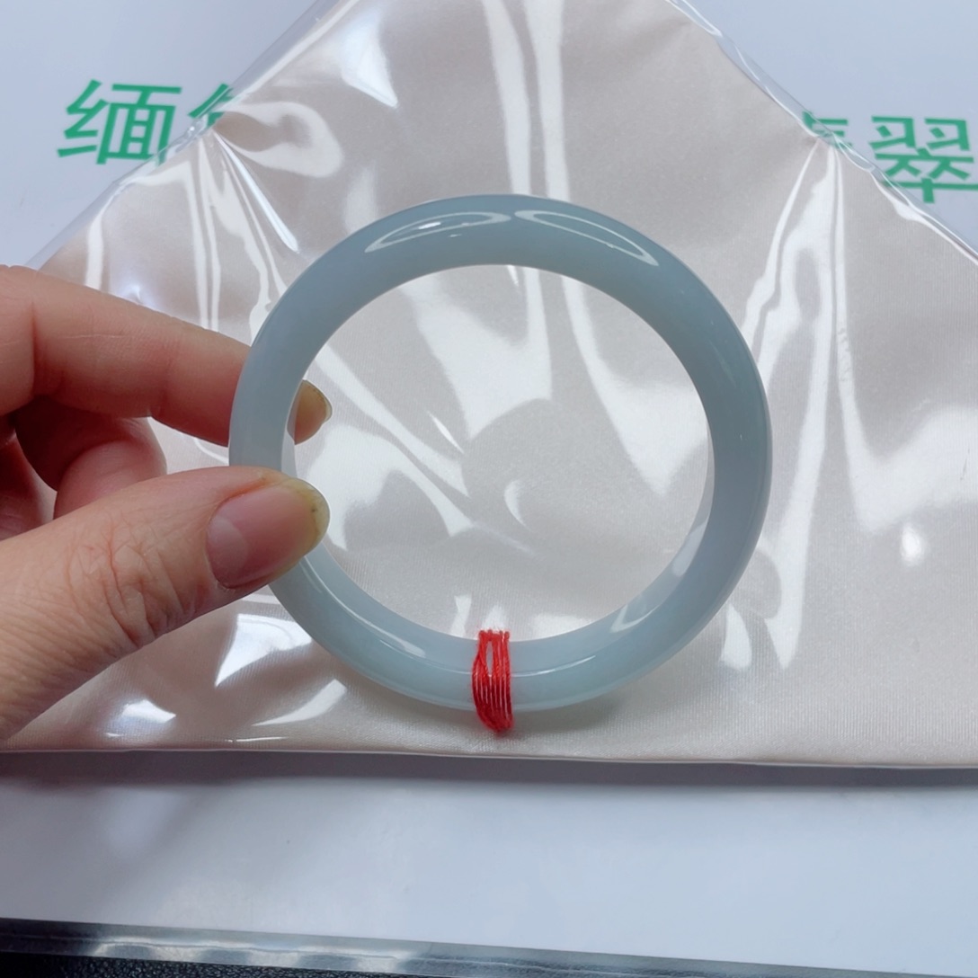 未镶嵌手镯翡翠菜*