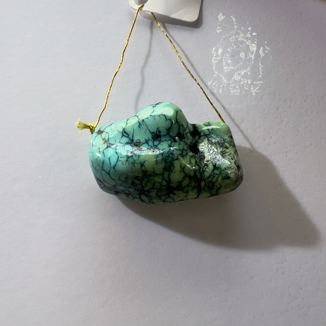 绿松石未镶嵌挂件