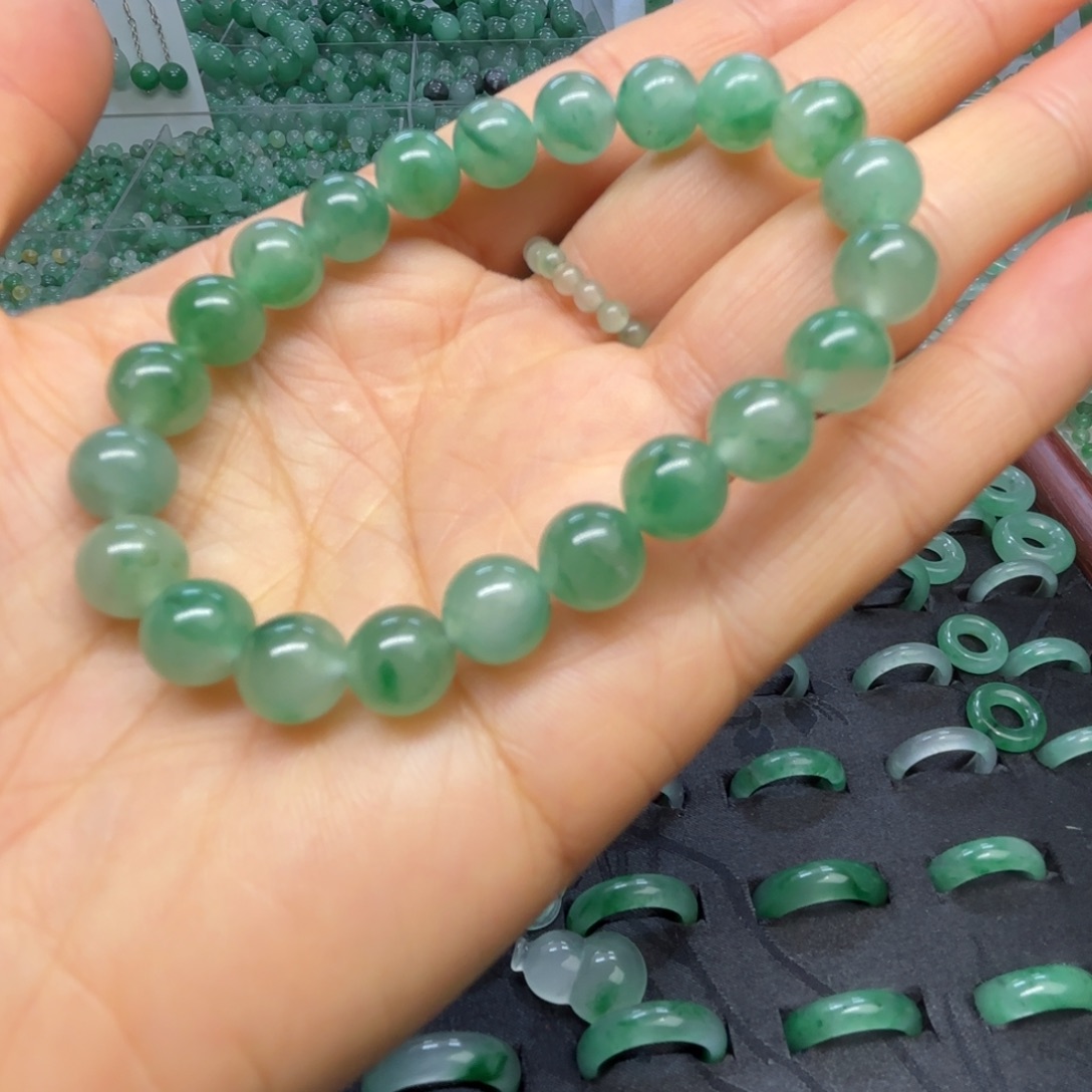 石英质玉（非洲翠）未镶嵌戒指  珠子  手镯卡8飘花手串