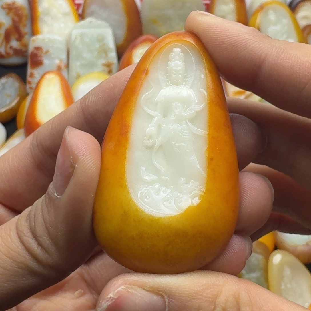 和田玉颈饰未镶嵌r**n