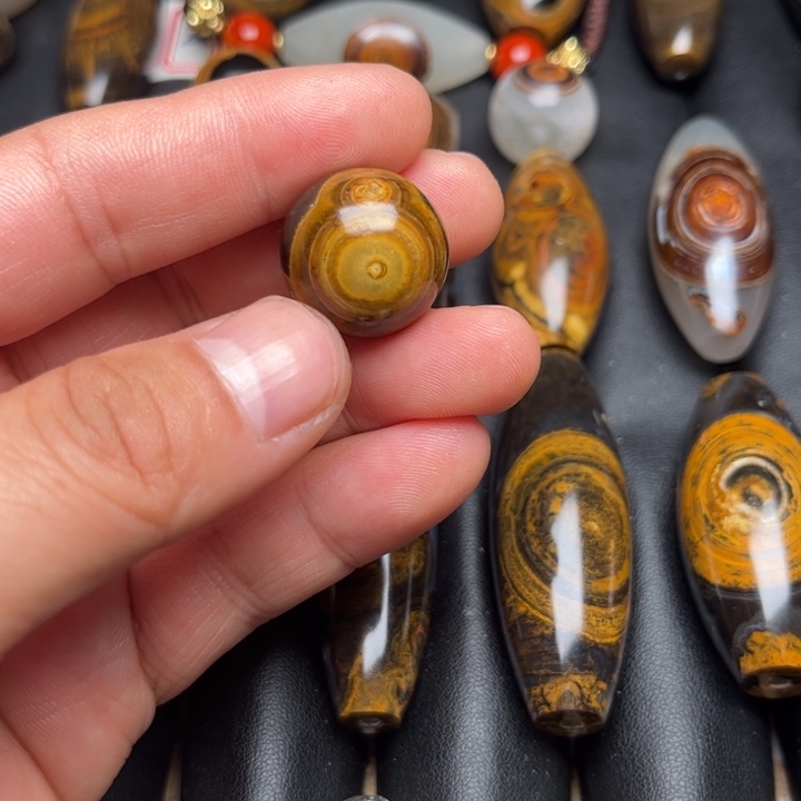 石英质玉珠宝半成品未镶嵌落*