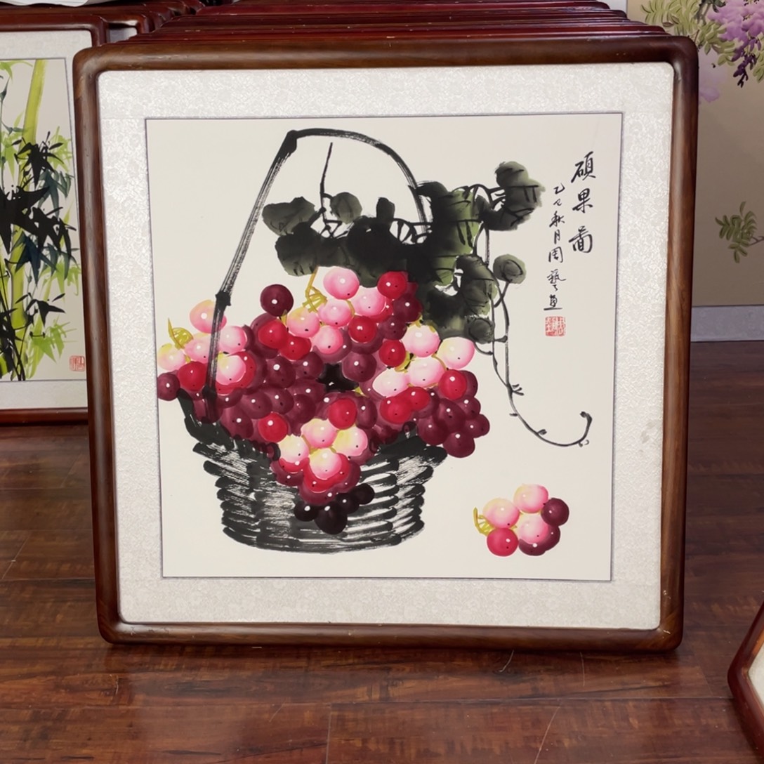 国画带框尺寸63*63厘米