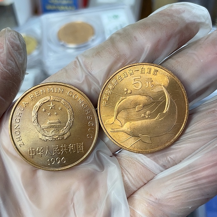 其他普通金属虎豚一对 有氧化。011