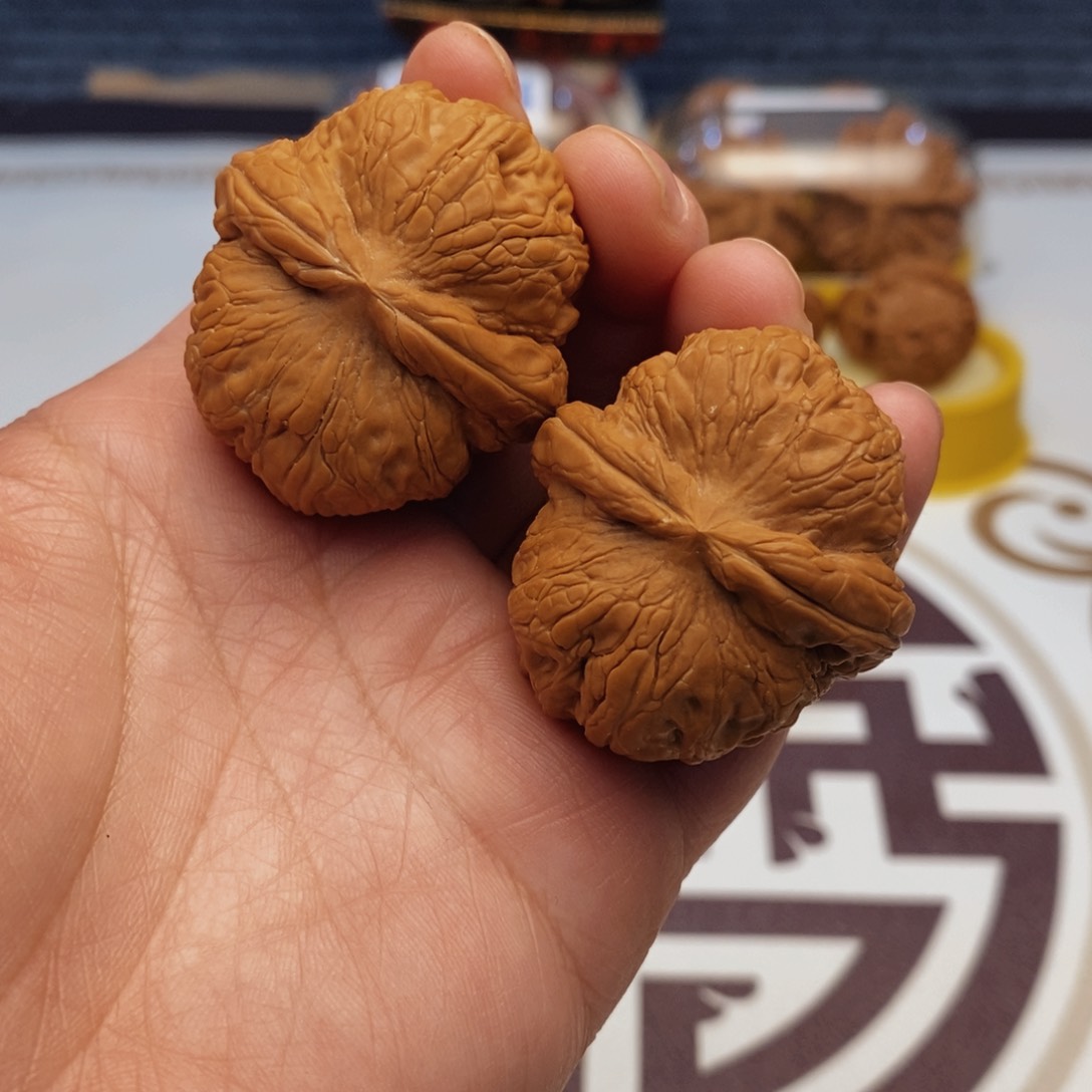 文玩核桃吊坠元宝41尺全品
