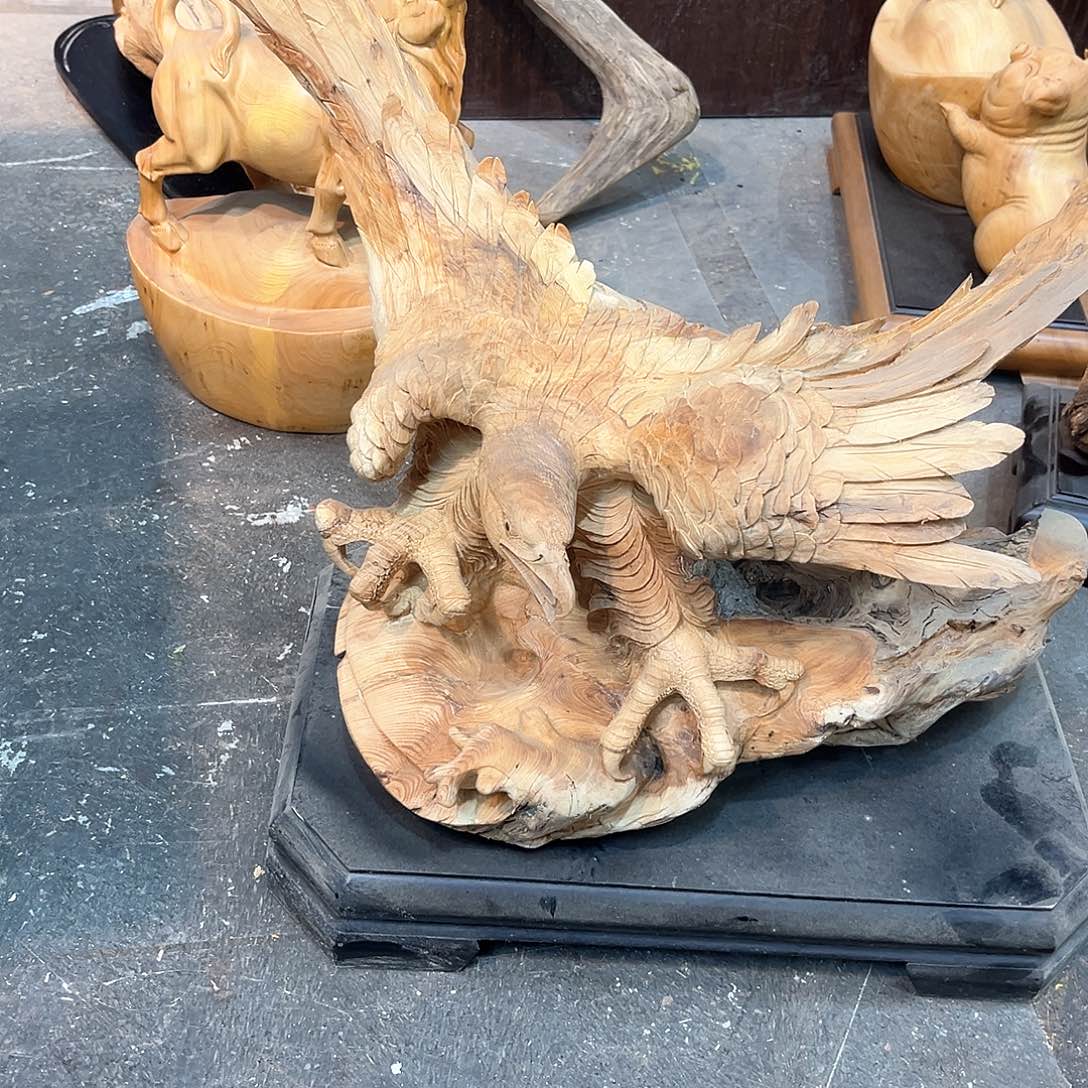 柏木（崖柏）用****5崖柏纯手工雕刻赢
