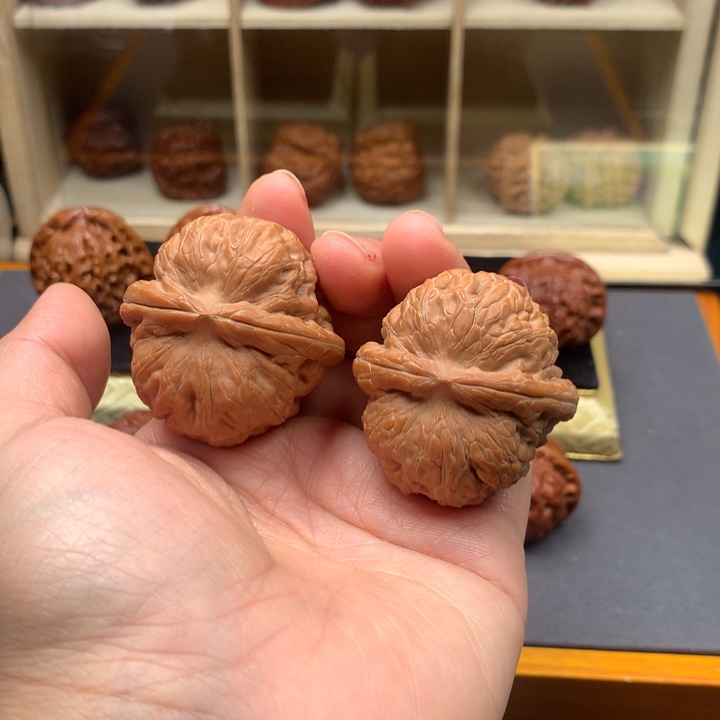 文玩核桃吊坠?元宝