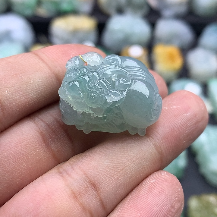 颈饰未镶嵌翡翠天然缅甸翡翠貔貅吊坠