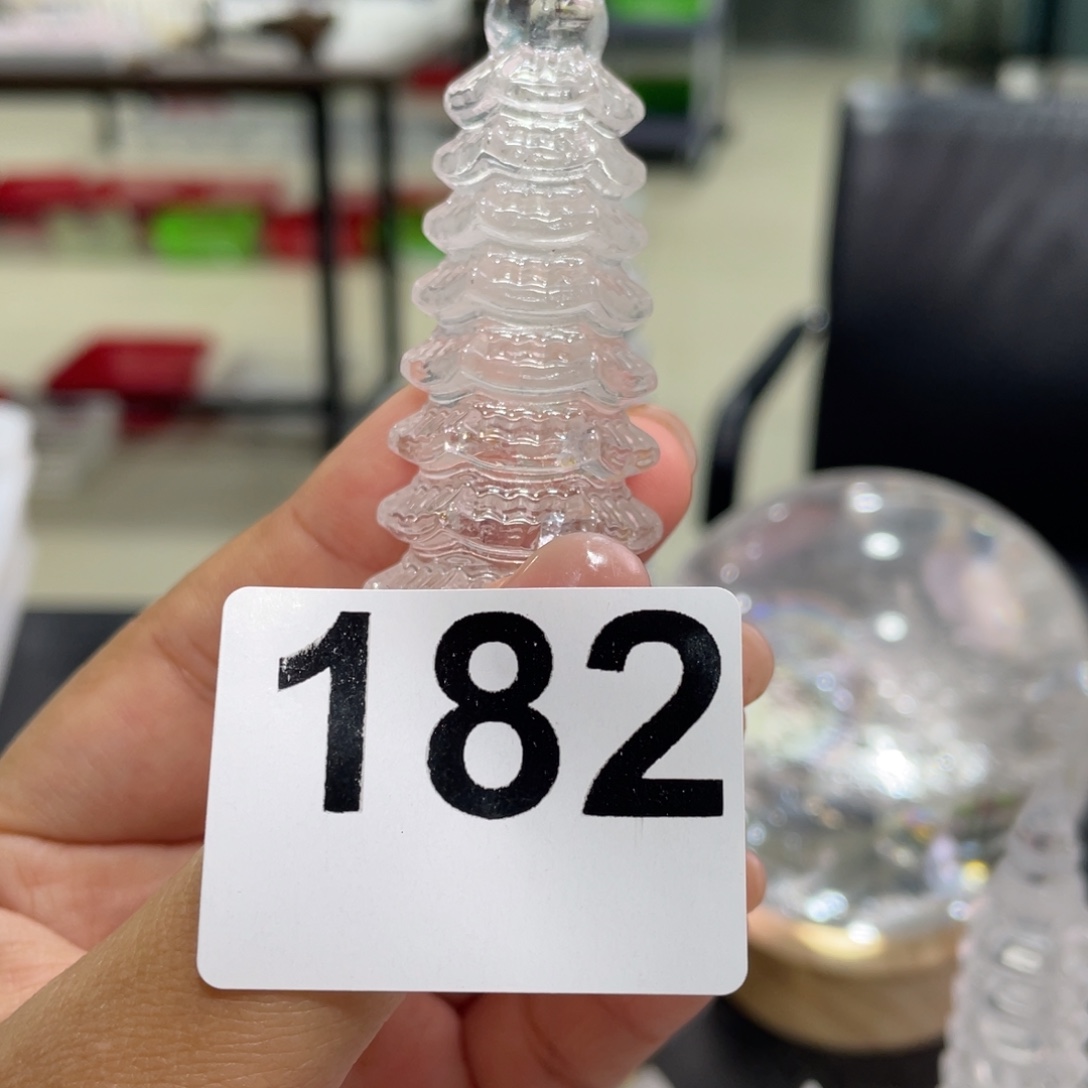 未***央未镶嵌大型摆件（非配饰）水晶182