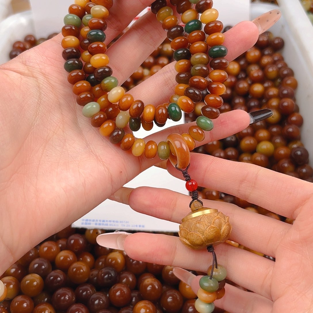 吊坠菩提根/象牙果小敦煌108