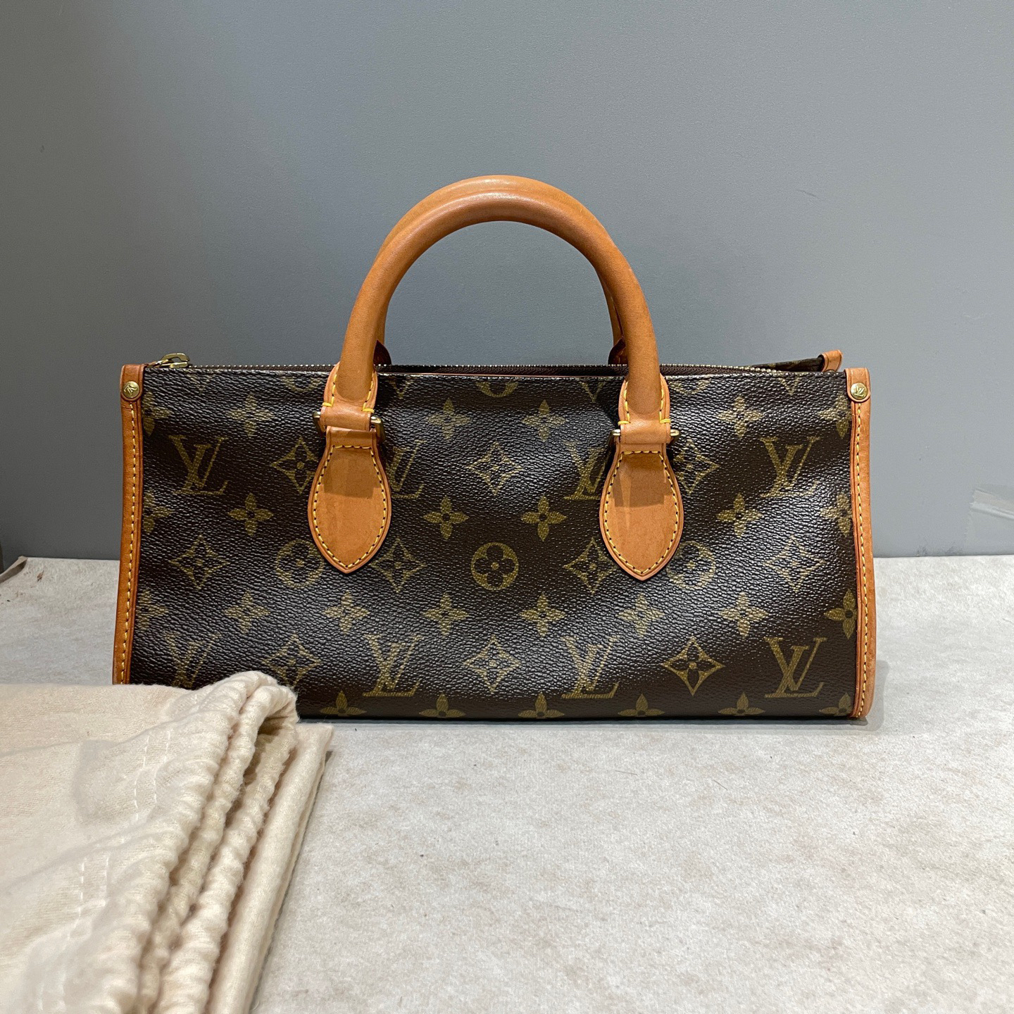 95新 LouisVuitton/路易威登 中古老花三角金球手提托特包 30*13
