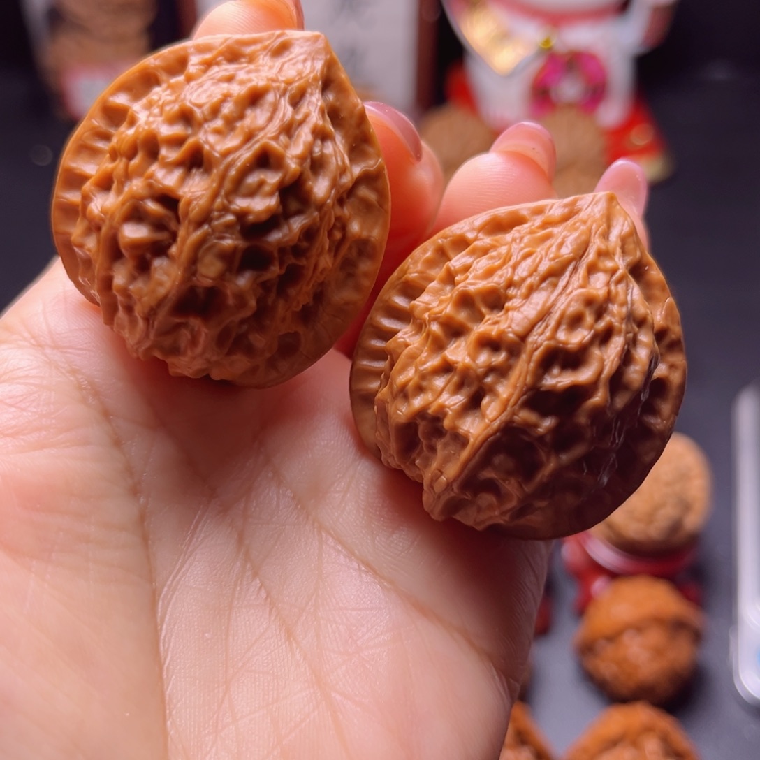 吊坠文玩核桃38尺金牛狮子头