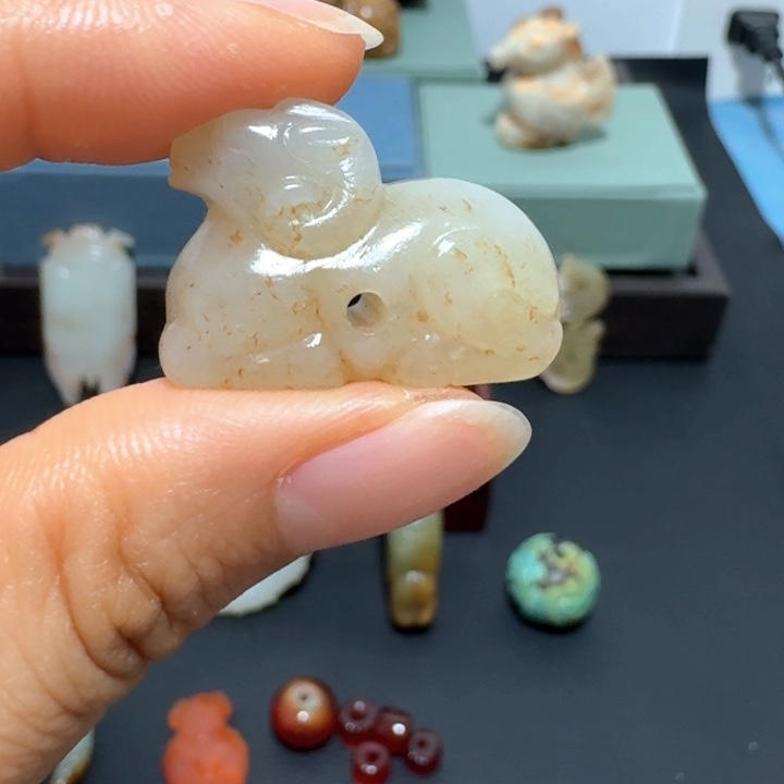 和田玉未镶嵌颈饰留*余