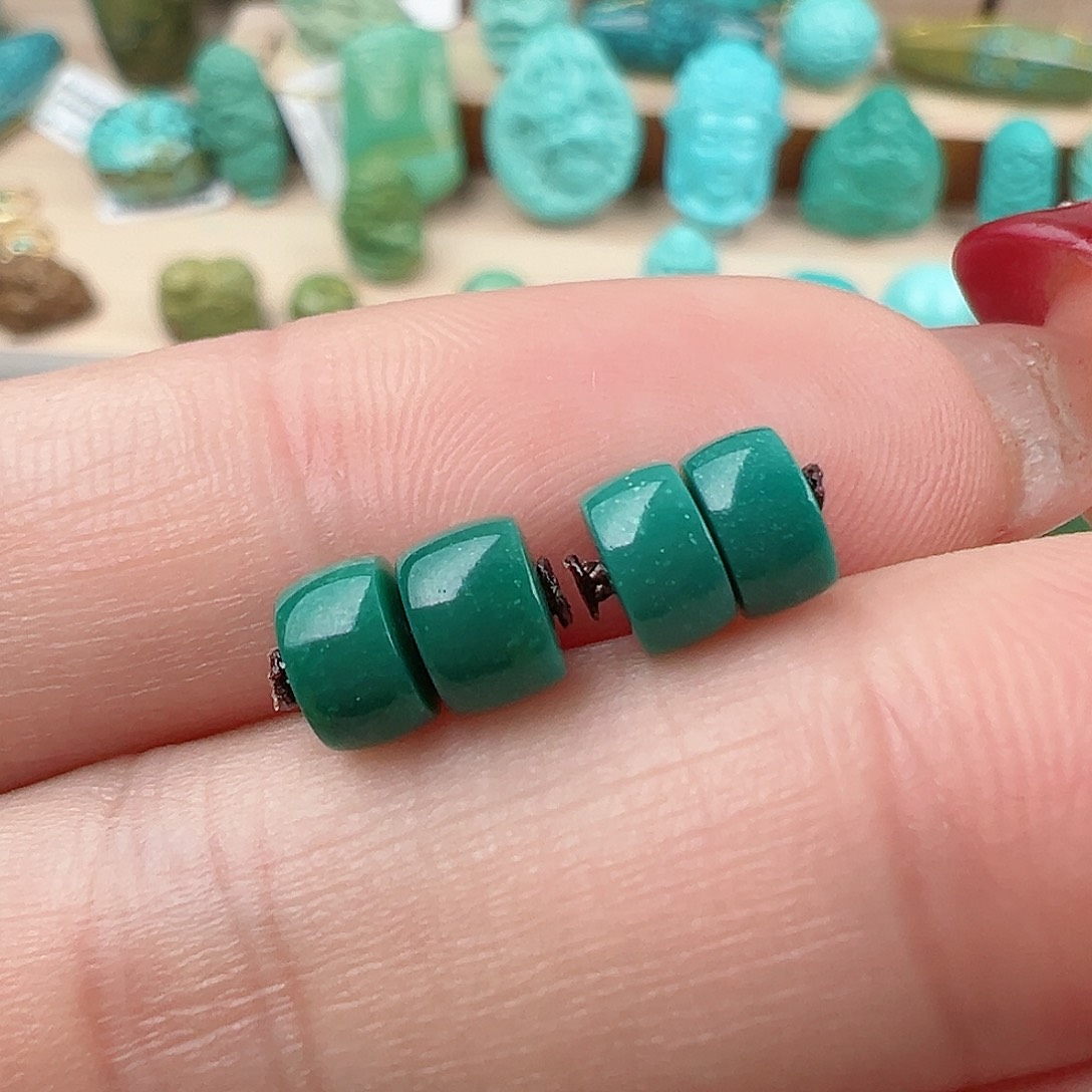 绿松石配饰未镶嵌静**来