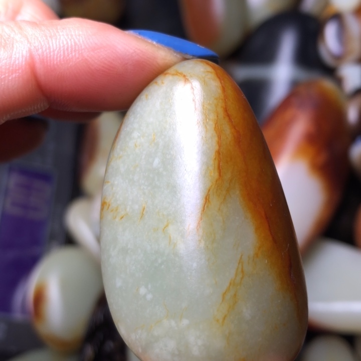 和田玉未镶嵌珠宝奇石