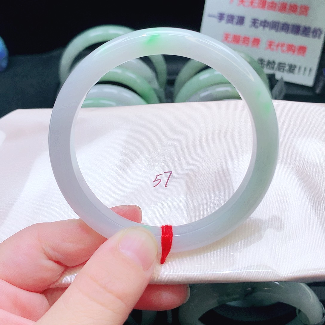 翡翠未镶嵌手镯199