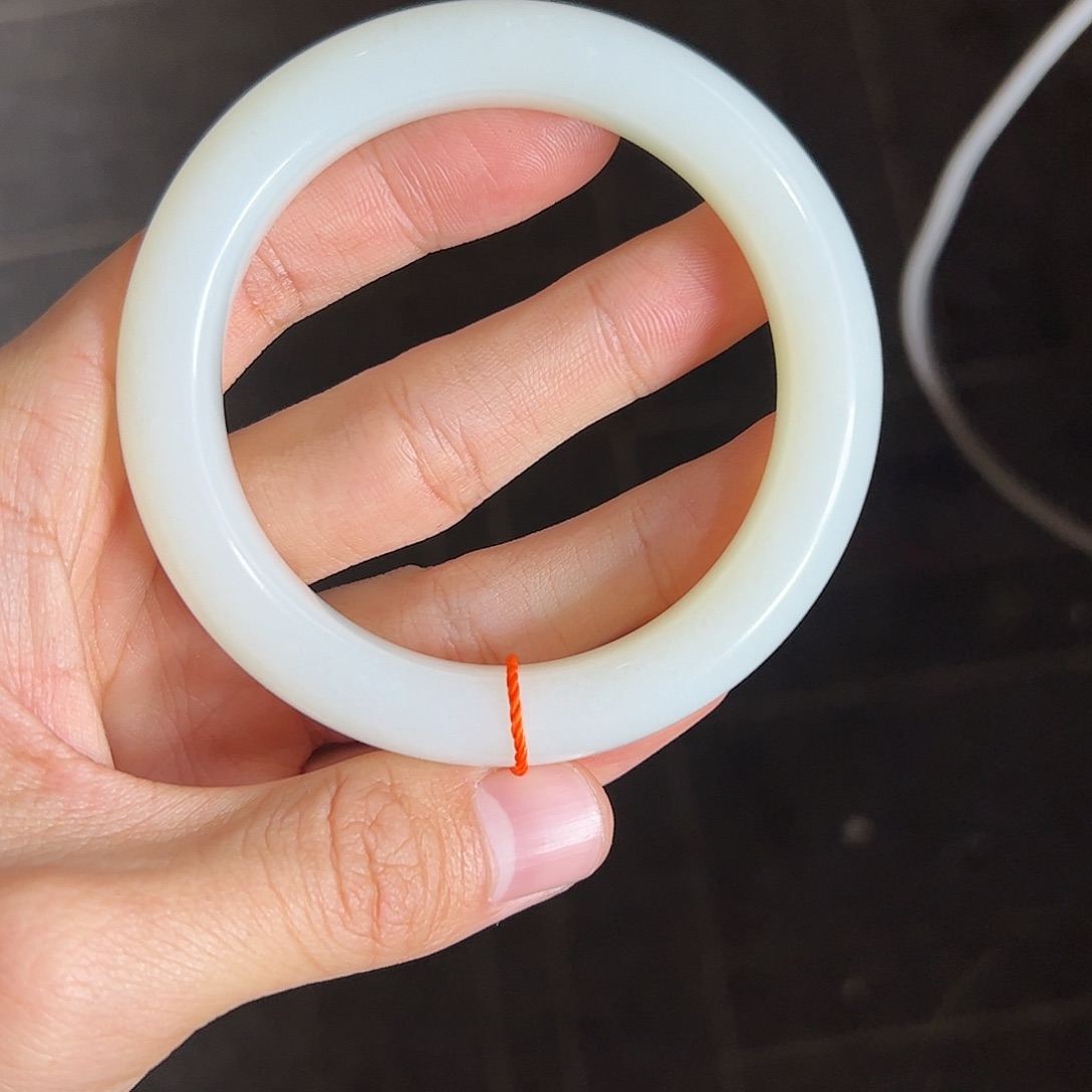 二***%和田玉未镶嵌挂件59+