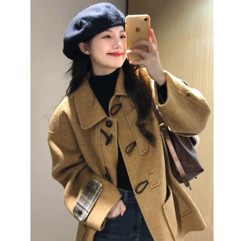 2025秋冬季新款呢子大衣女毛呢外套小个子赫本风高级感气质牛角扣