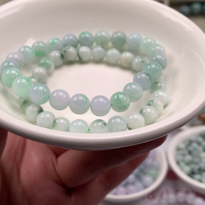 颈饰未镶嵌翡翠翡翠有瑕疵不退不换