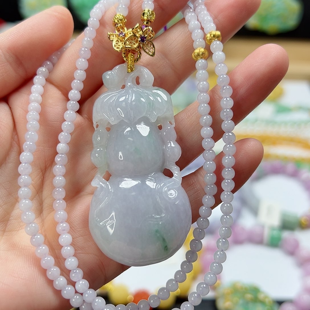 颈饰未镶嵌翡翠吊坠