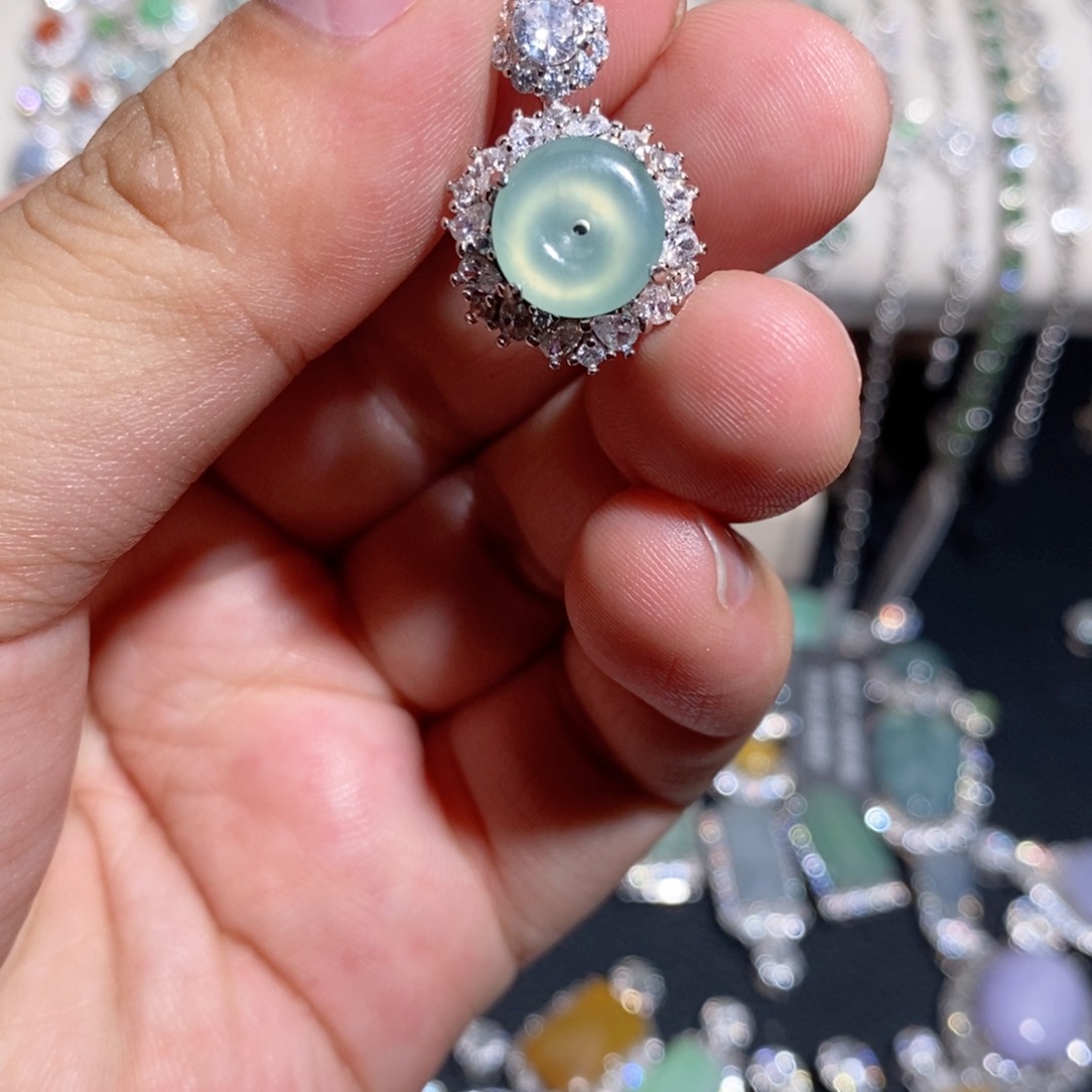 翡翠银S925镶嵌颈饰k j k l