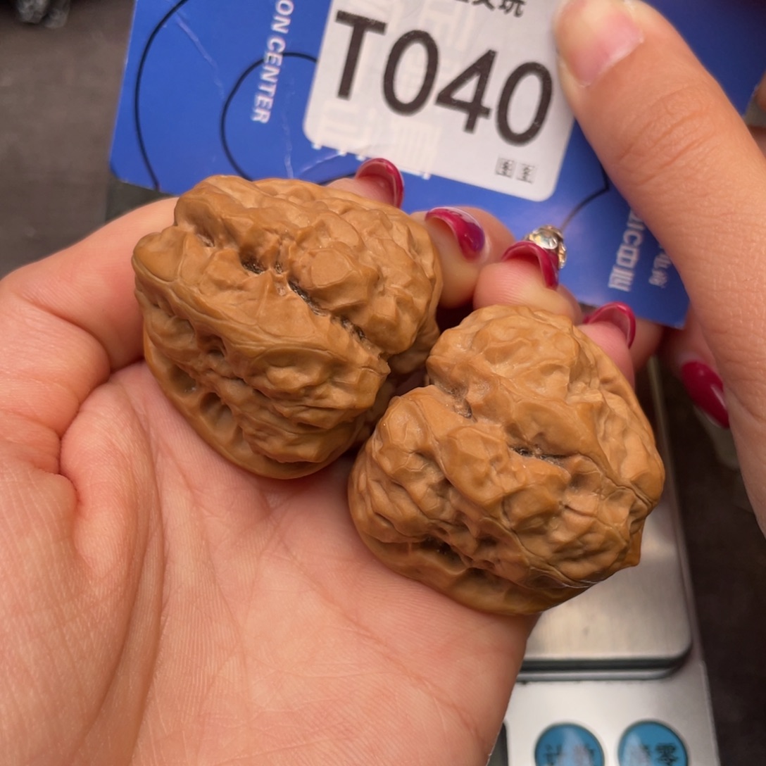 吊坠文玩核桃374135四开背