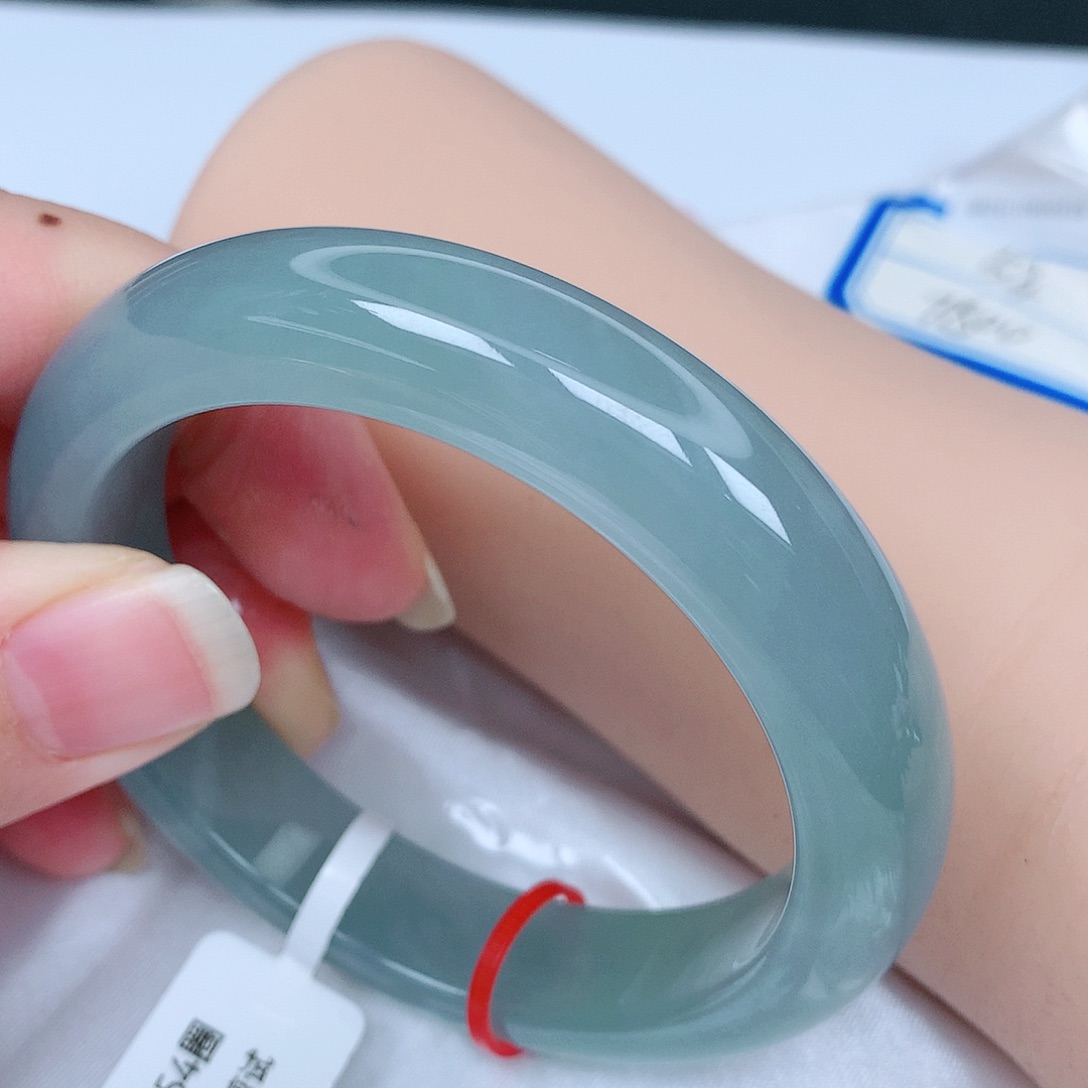 【闪购商品】翡翠手镯未镶嵌，54