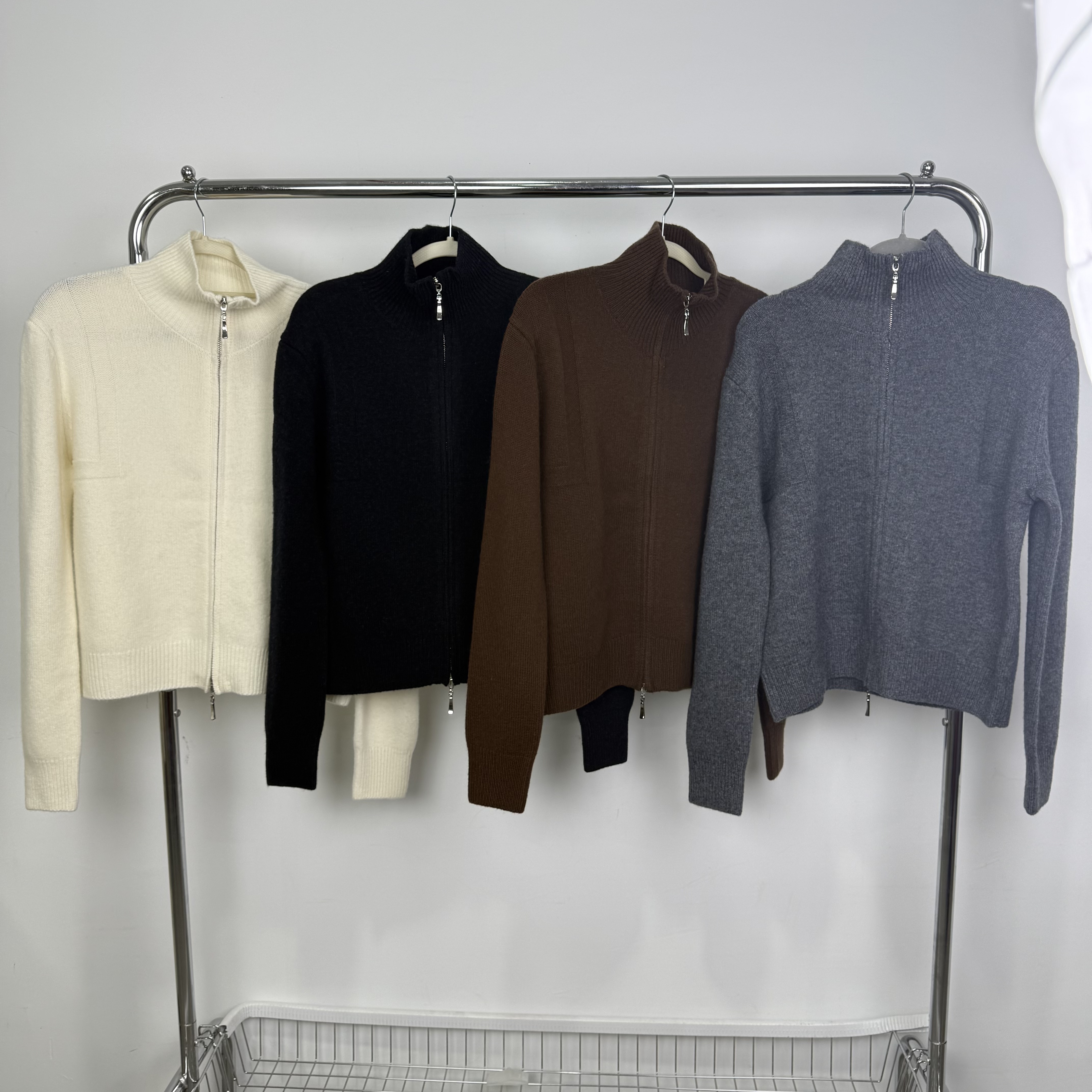 6692秋冬季拉链款开衫纯色百搭毛衣