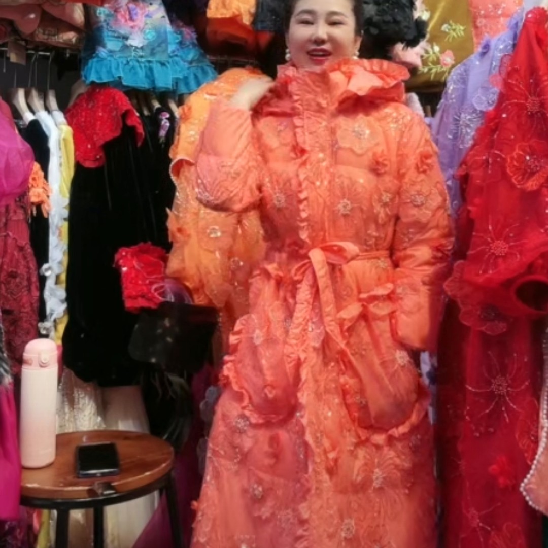 水晶时尚重工飘花