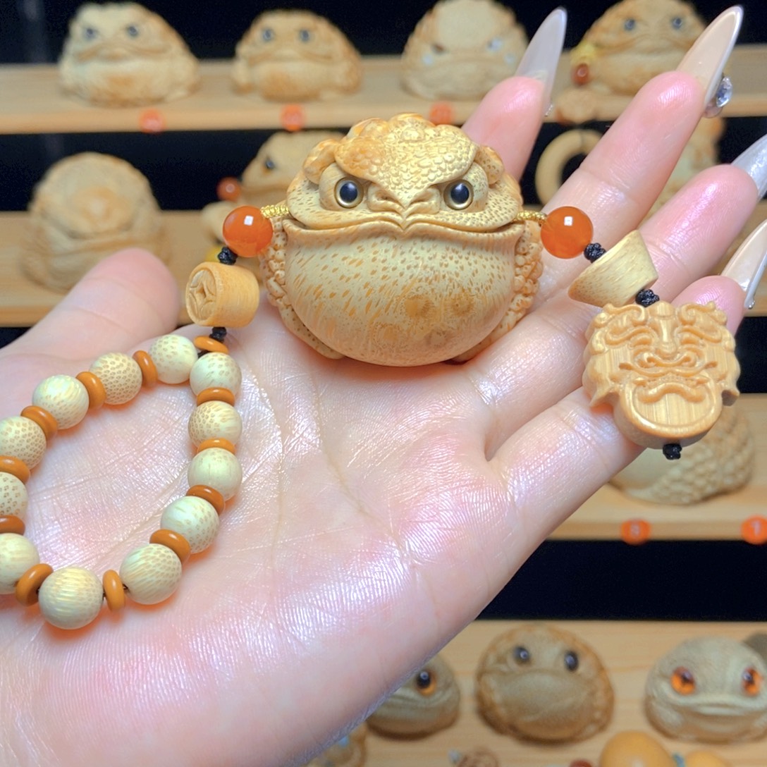 竹根雕鹰嘴金蟾金蟾