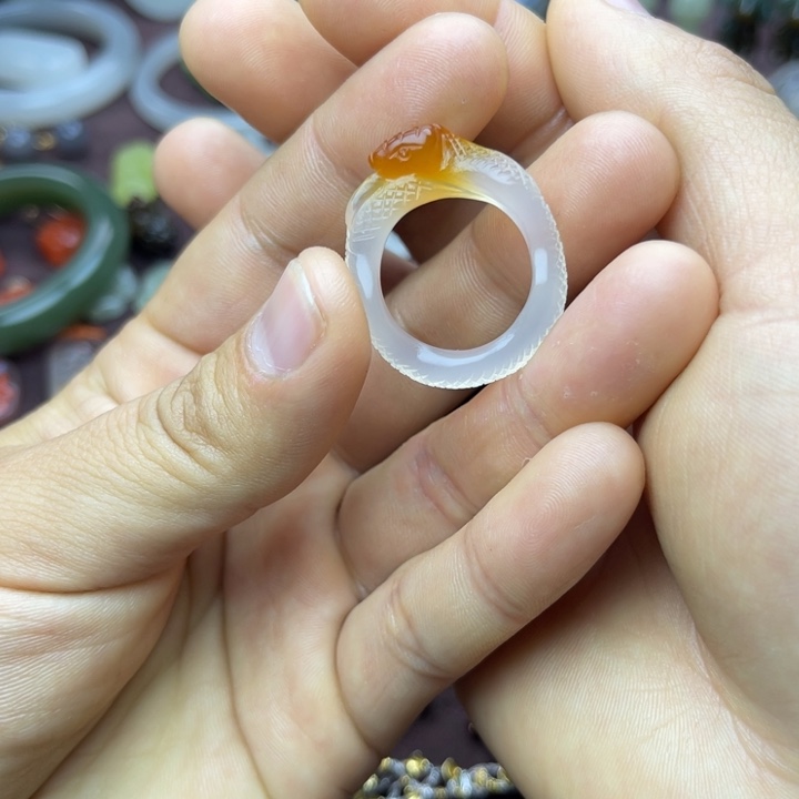 玛瑙/玉髓戒指未镶嵌
