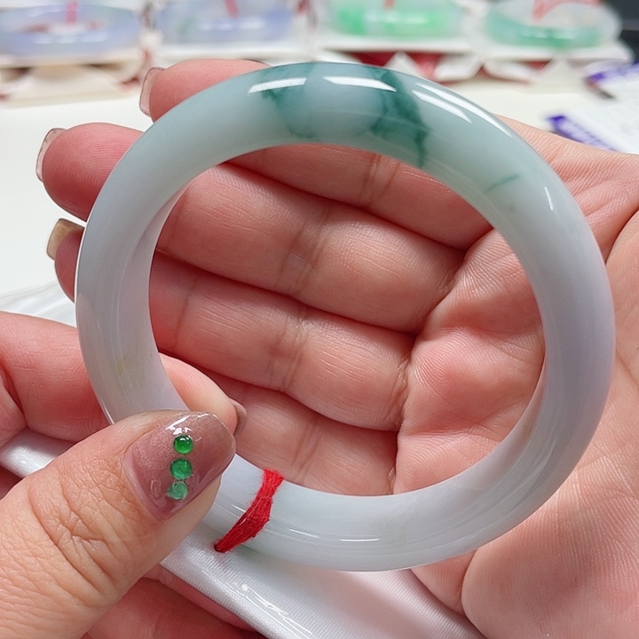 翡翠手镯未镶嵌缅甸翡翠手镯60圈