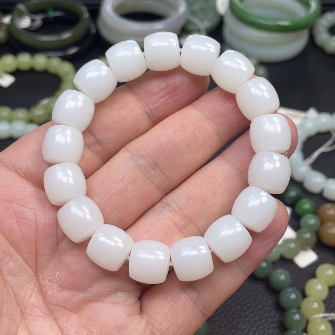 和田玉未镶嵌手链