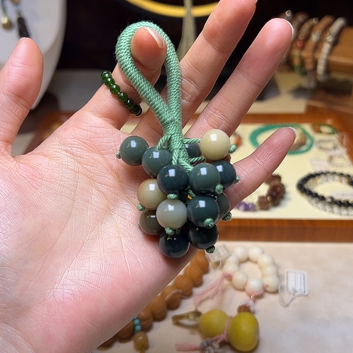 柏香籽/百香籽吊坠28.8