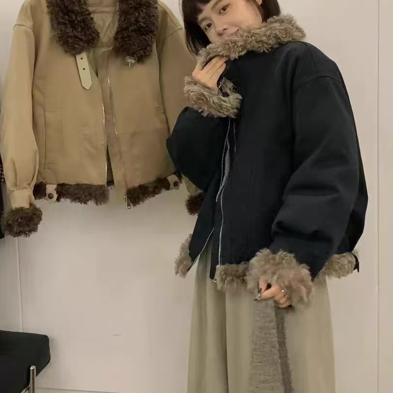 【327】大#设计感拼接百搭工装外套