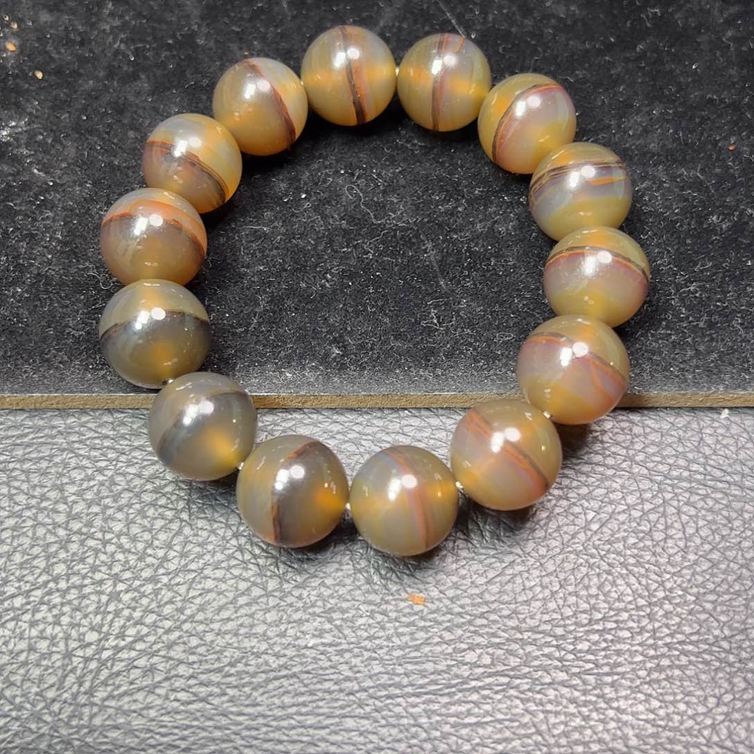 未镶嵌手串玛瑙/玉髓恐*?