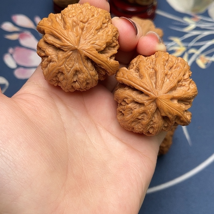 文玩核桃把件粗筋43