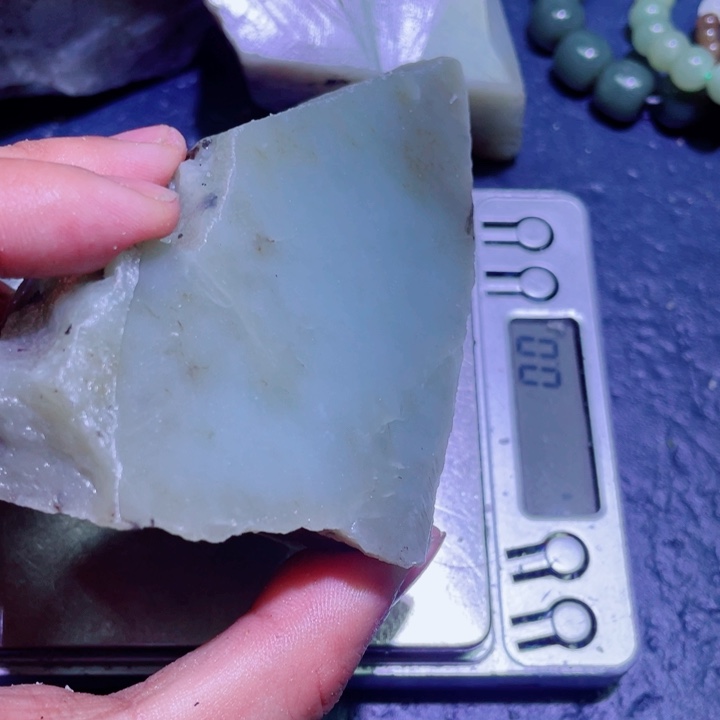 和田玉未镶嵌珠宝半成品