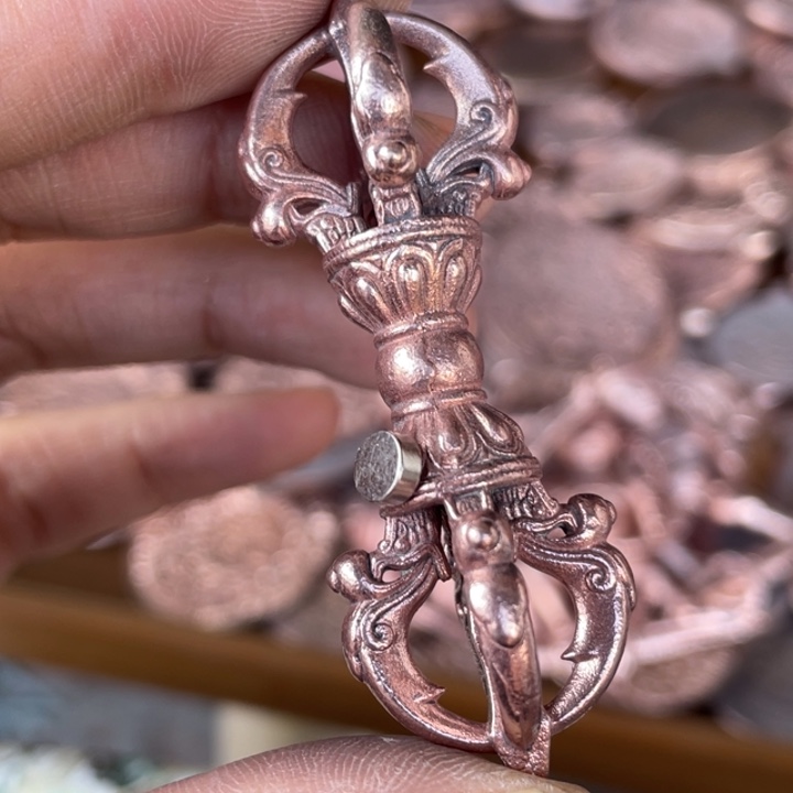 老铜原色有合模线福利