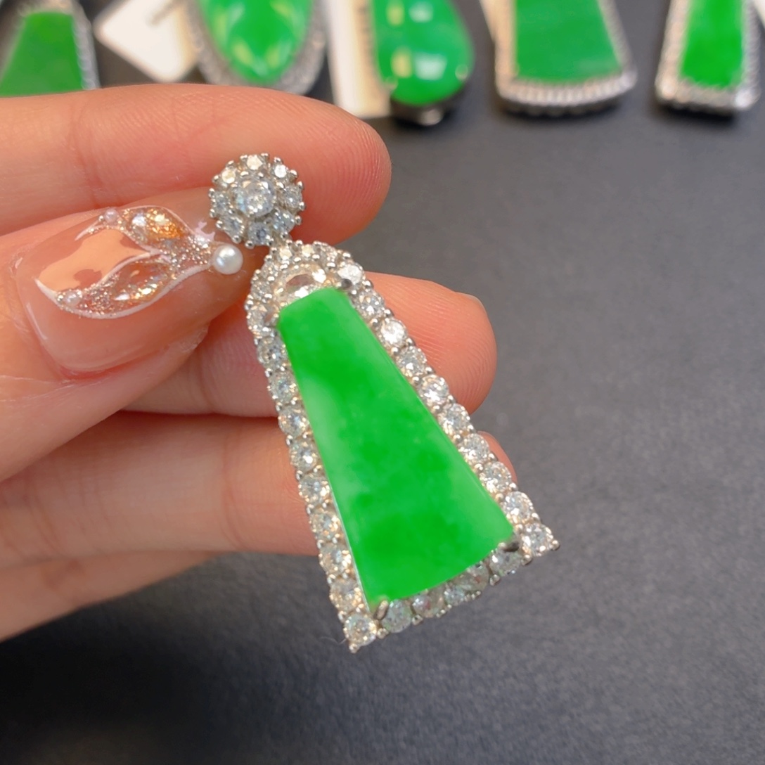 翡翠银S925镶嵌颈饰