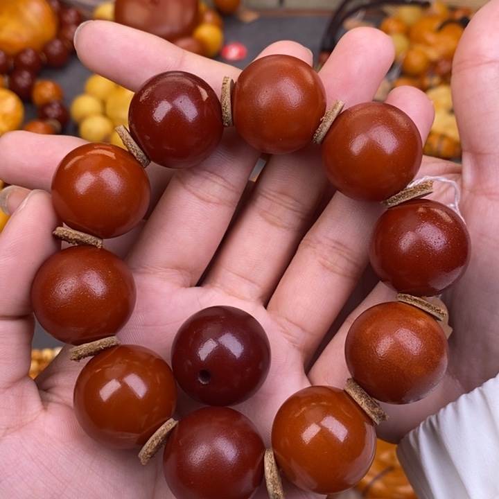 z***w蜜蜡未镶嵌裸石蜜蜡L