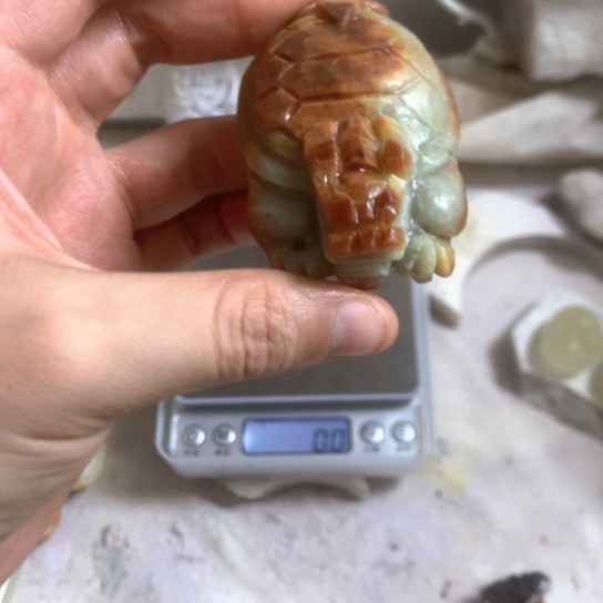 和田玉未镶嵌把件