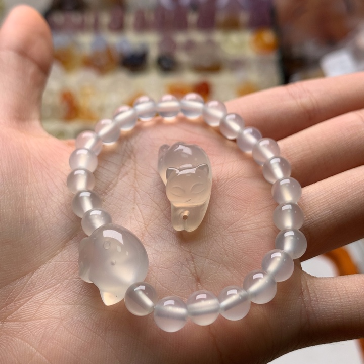 玛瑙/玉髓未镶嵌玛瑙趴趴猫加手串