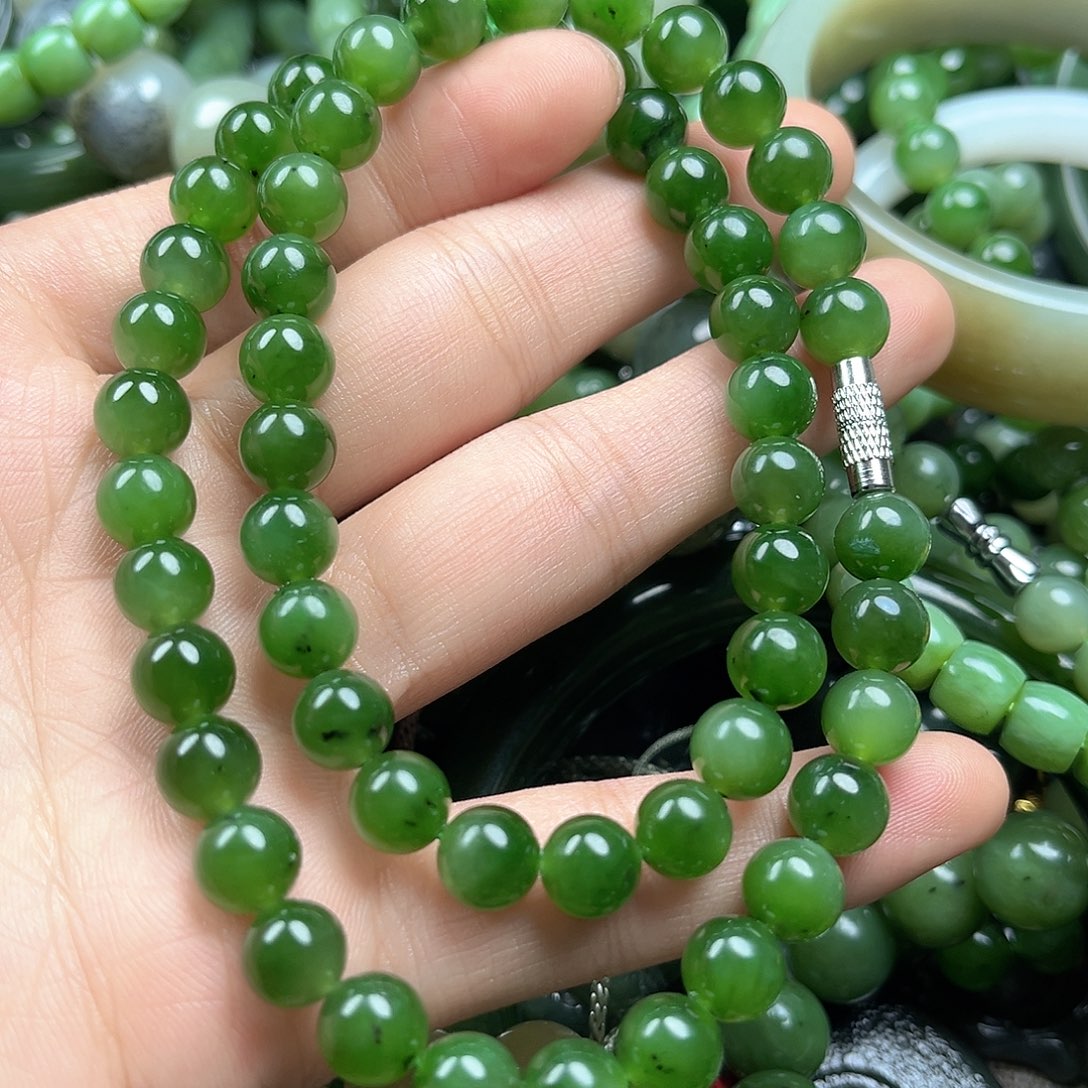 和田玉（碧玉）未镶嵌颈饰