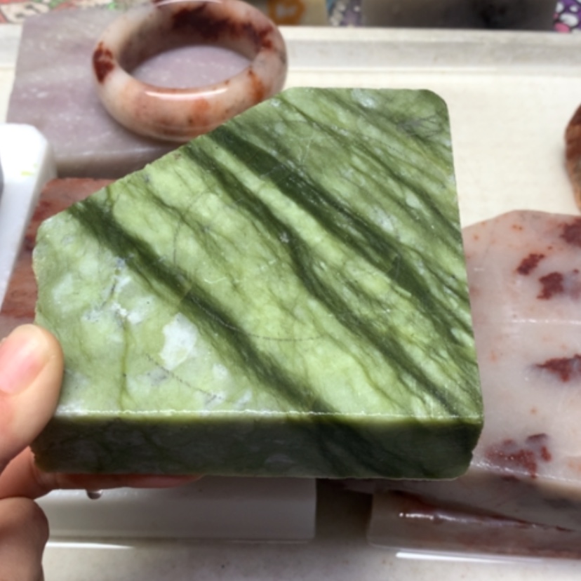 【闪购商品】未镶嵌手镯石英质玉名***南绿翠丝