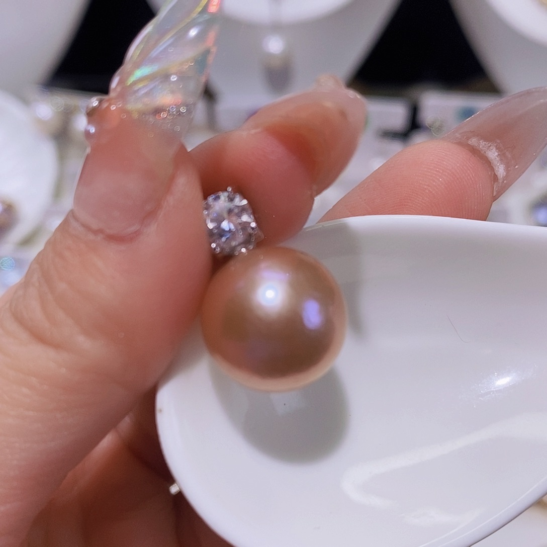 淡水珍珠颈饰合金