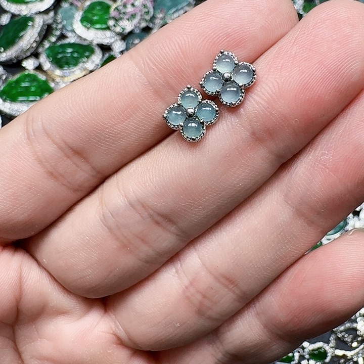 翡翠颈饰未镶嵌天然A货翡翠放漏