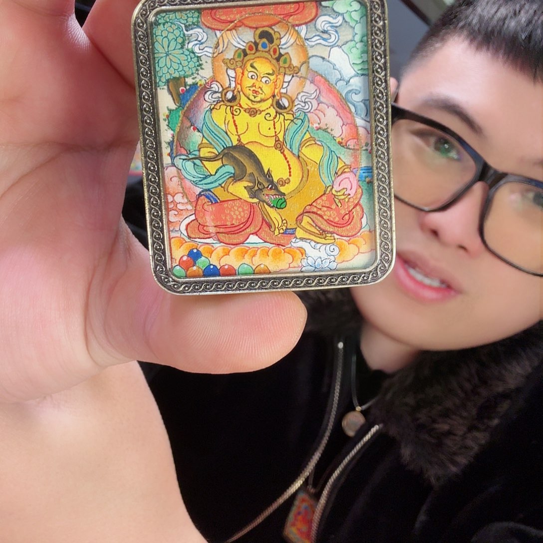 卷轴画D****、黄财神带壳子的 